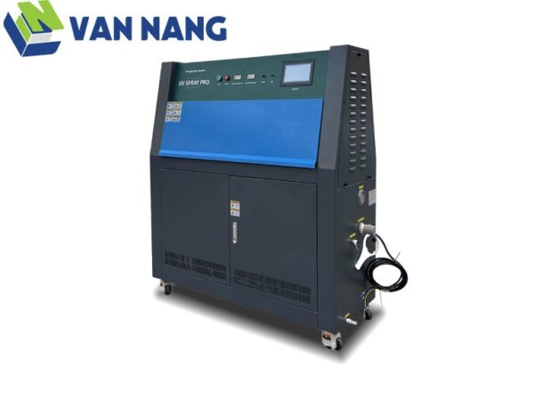 TỦ KIỂM TRA ĐỘ BỀN THỜI TIẾT MODEL QUV SPRAY PRO