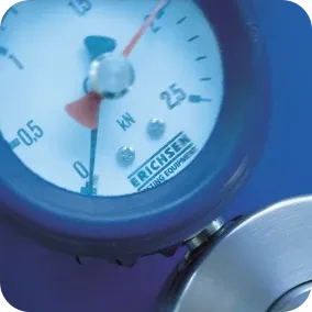 Bộ hiển thị đo lực Erichsen Model 975 AP